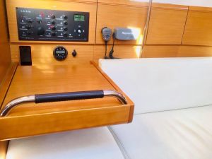 Sun odyssey 379