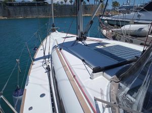 Sun odyssey 379