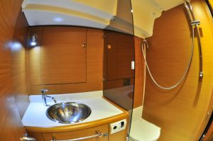 Sun Odyssey 439