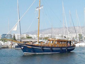 Motor sailer