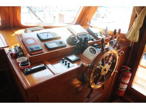 Motor sailer