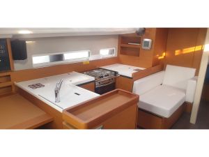 Sun Odyssey 410