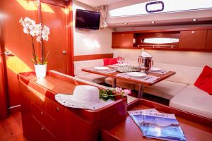 Oceanis 50