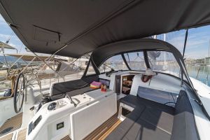 Sun Odyssey 440