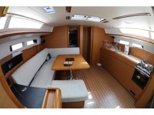 Sun Odyssey 469
