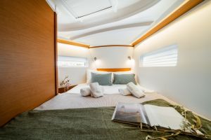 Sun Odyssey 380
