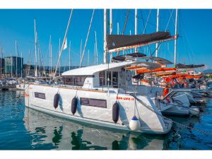 Lagoon 40