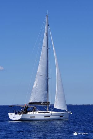 Dufour 530