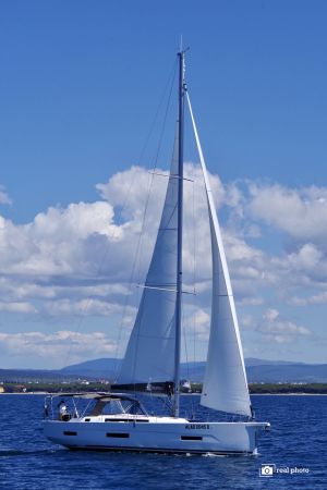 Dufour 530