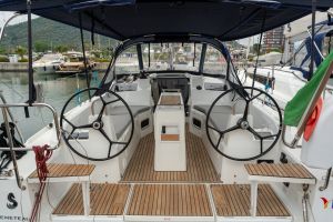 Oceanis 34.1