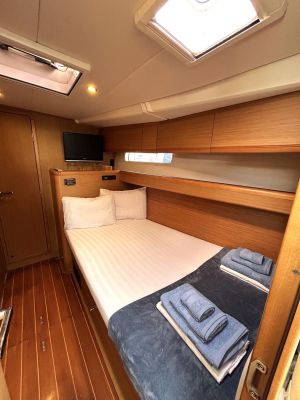 Jeanneau 57