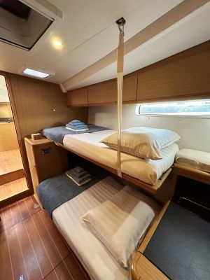Jeanneau 57