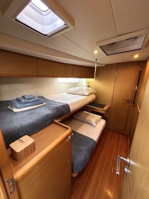 Jeanneau 57