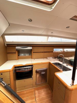 Jeanneau 57