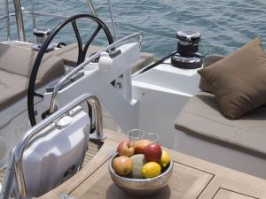 Jeanneau 57
