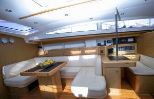 Jeanneau 57