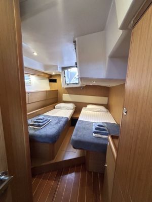 Jeanneau 57