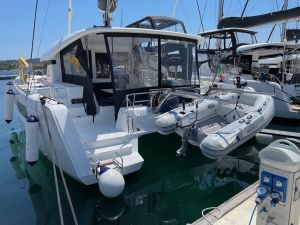 Lagoon 40