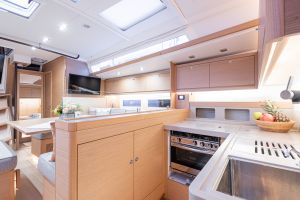 Dufour 530