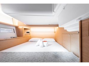 Dufour 530