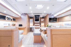 Dufour 530