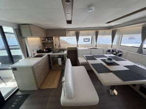 Lagoon 51