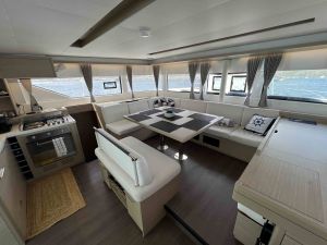 Lagoon 51