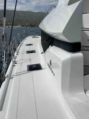 Lagoon 51