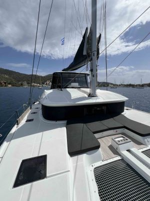 Lagoon 51