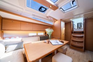 Dufour 390 GL