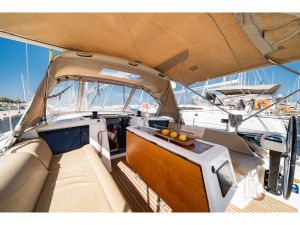 Dufour 390 GL
