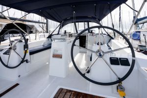 Oceanis 38.1