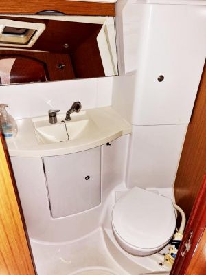 Sun Odyssey 42i