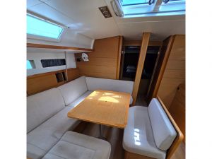 Sun Odyssey 469
