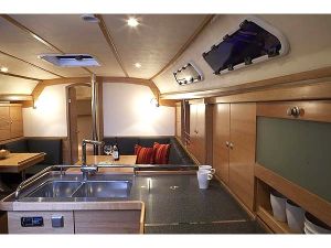 Hanse 370