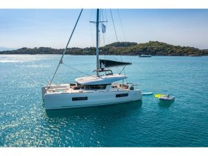 Lagoon 40