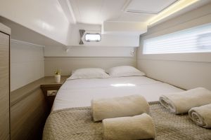 Lagoon 40