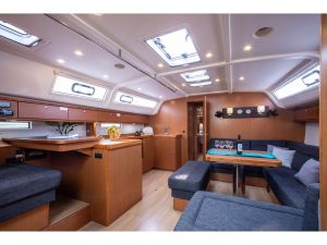 Bavaria Cruiser 51