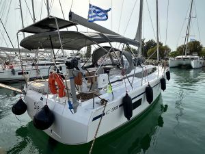 Bavaria C38