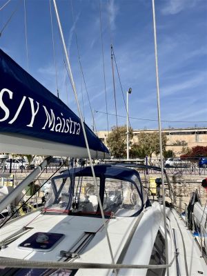 Oceanis 54