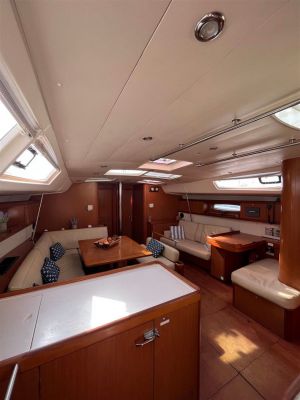 Oceanis 54