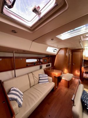 Oceanis 54