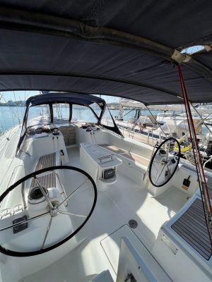 Oceanis 54