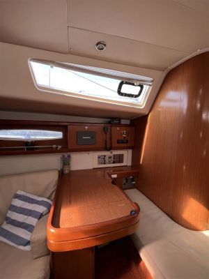 Oceanis 54