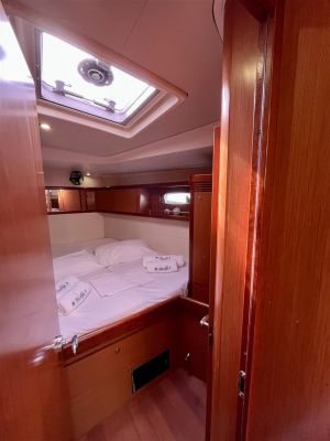 Oceanis 54