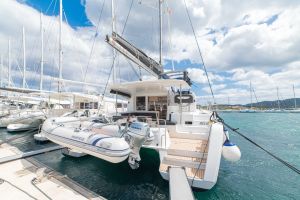 Lagoon 40