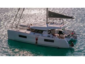 Lagoon 40