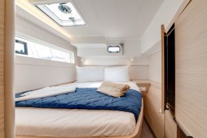 Lagoon 40