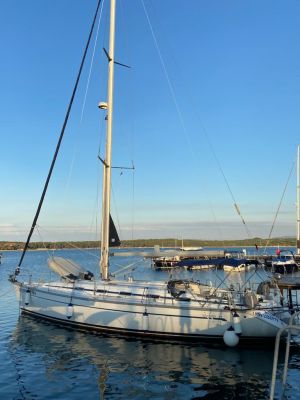 Bavaria 49
