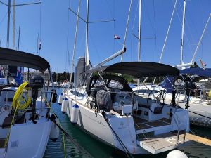 Sun Odyssey 349